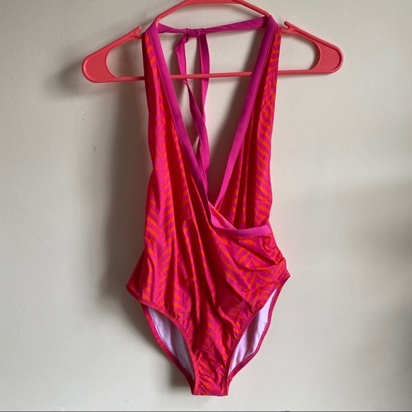 Diane Von Furstenberg Other - Diane von Furstenberg NWT swimsuit One Piece Sz M